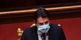 Conte in Senato”A testa alta,difficile governare con chi dissemina mine”