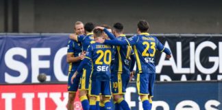 Lozano non basta al Napoli, il Verona vince 3-1 in rimonta