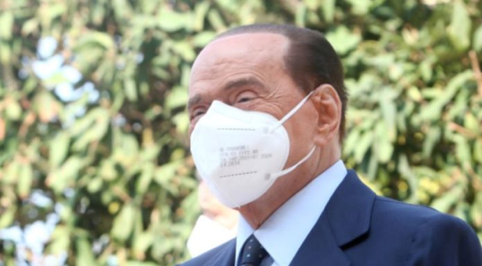 Berlusconi “Pettegolezzi su Forza Italia, non lasciamo la coalizione”