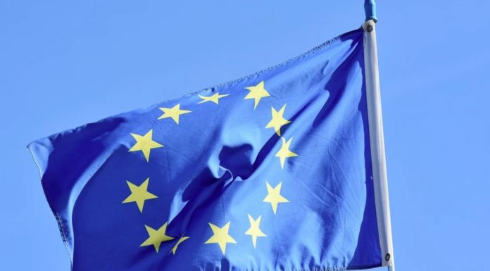 Ue, industrie culturali e creative decisive per la ripartenza post Covid