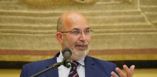 Puglia, Crimi “Ok a ingresso M5S in giunta, ora voto iscritti”