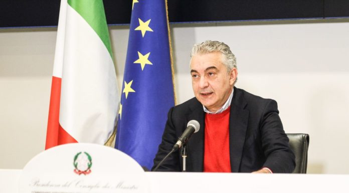 Vaccini, Arcuri “Pretendiamo il rispetto degli impegni”