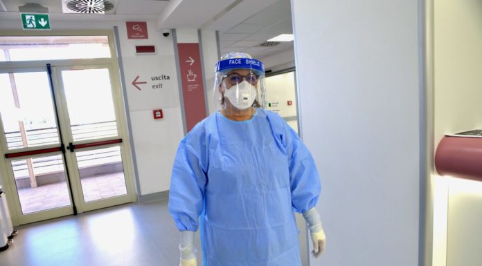 Coronavirus, 13.574 e 477 decessi in 24 ore