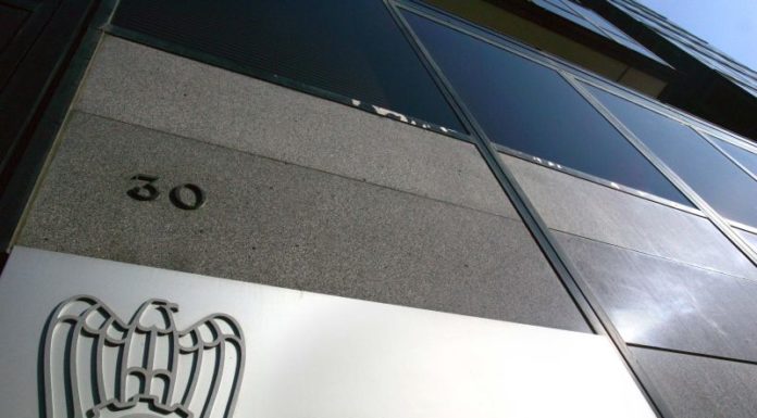 Confindustria, ripresa solo da metà 2021 se ripartono consumi