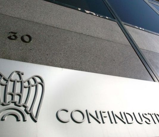 Confindustria “Con una guerra lunga rischiamo la più grave crisi energetica della storia”