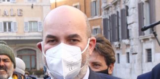Governo, Crimi “Conte scelta indiscutibile, serve cronoprogramma”