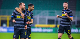 L’Inter travolge il Benevento e tiene il passo del Milan