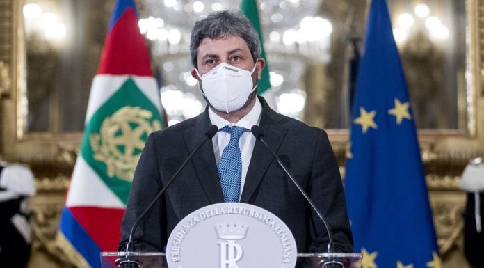 Governo, oggi nuovo giro di consultazioni. Fico: “C’è la disponibilità a trovare una sintesi”