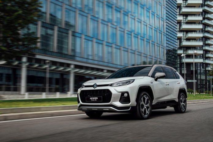 suzuki-across-plug-in-7-