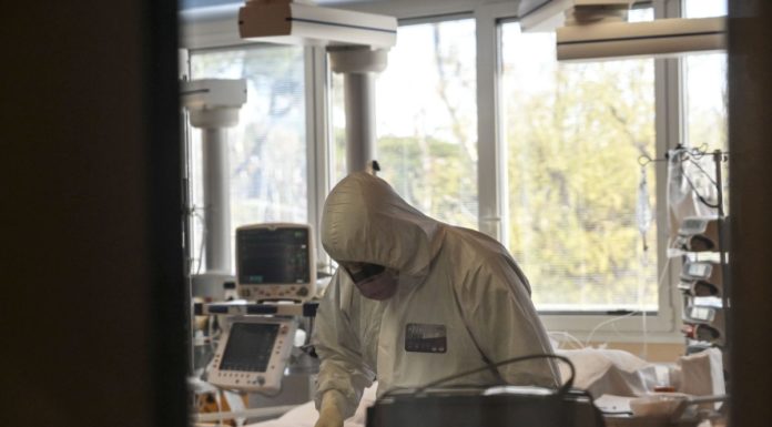 Covid, in Italia letalità del 2,4% nella seconda ondata