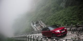 La Range Rover sport taglia il traguardo del milione di unità vendute