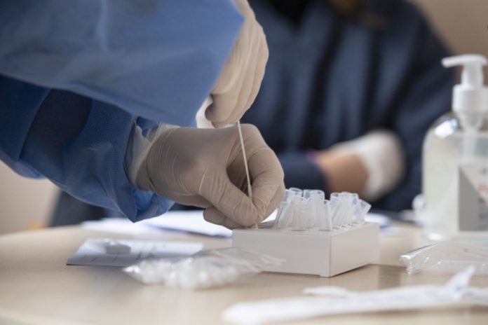 LICEO SEVERI, TAMPONI RAPIDI AGLI STUDENTI PRIMA DELL’ACCESSO ALL’ASSEMBLEA INTERNA