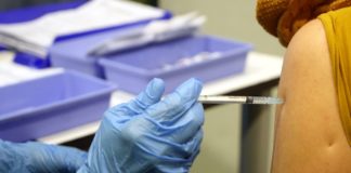 Vaccino, Giani “Mesi estivi per raggiungere immunità di gregge”