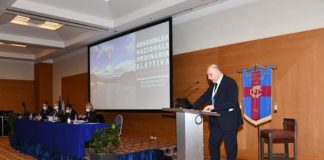 Canottaggio, Abbagnale confermato presidente “Al lavoro per vincere”