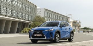 UX300e, la prima elettrica di Lexus