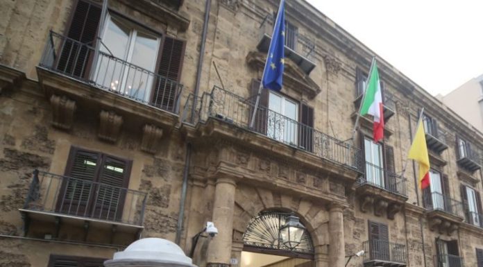 Rifiuti, Messina rischia di perdere un investimento da 35 milioni