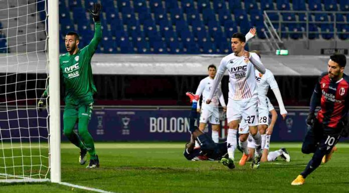 Viola risponde a Sansone, è 1-1 fra Bologna e Benevento