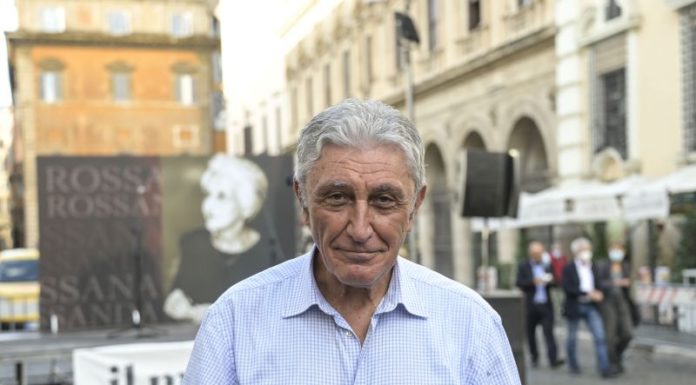 Amministrative, Bassolino si candida a sindaco di Napoli