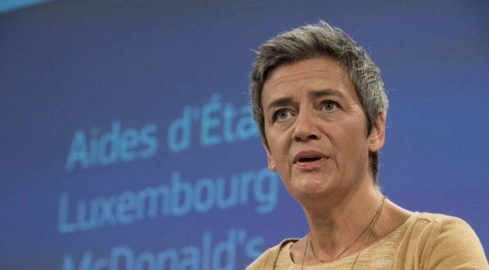 Tlc: Rete unica, Vestager smentisce il via libera di Bruxelles