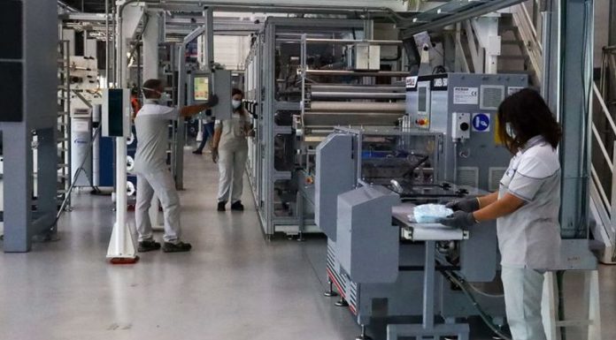 Per il fatturato dell’industria peggior risultato dal 2009