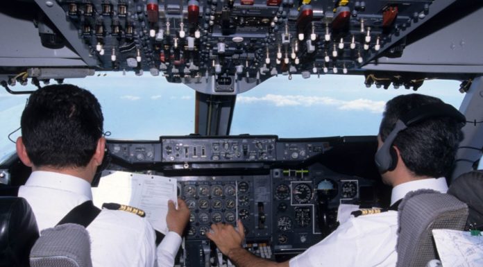 Diabete, possibile pilotare aerei grazie a sensori monitoraggio glucosio