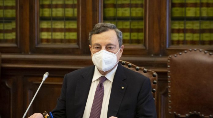 Ue, Draghi “Autonomia e coordinamento per la difesa”