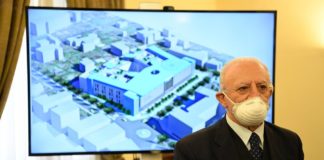 Coronavirus, De Luca “Da lunedì chiudiamo le scuole in Campania”