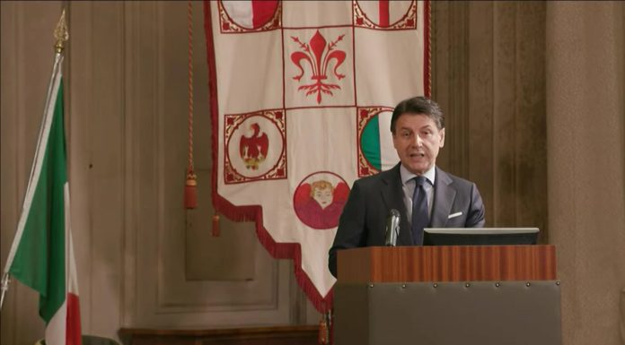 Covid, Conte “Fuorviante la dicotomia tra salute ed economia”