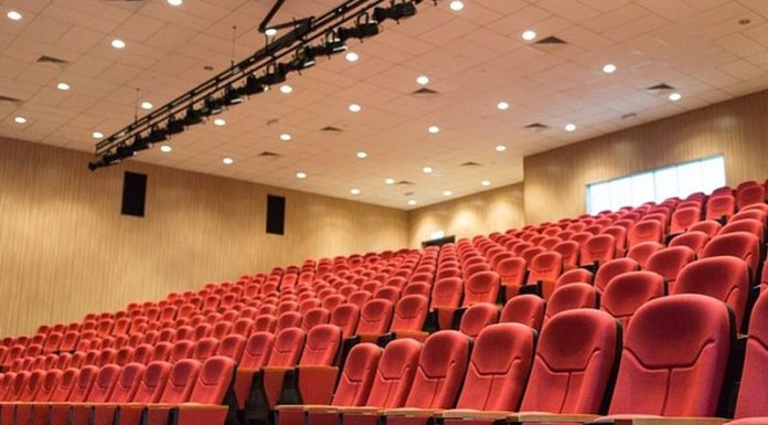 Franceschini “Il 27 marzo riaprono cinema e teatri in zona gialla”