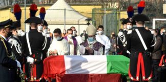 A Limbiate l’ultimo saluto ad Attanasio “Sarai giovane per sempre”