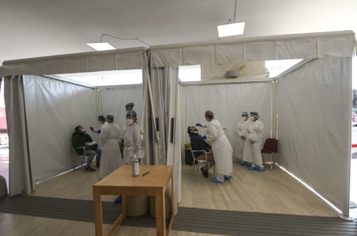 UNIVERSITA' LA SAPIENZA, TAMPONI MOLECOLARI SARS-COV-2 GRATUITI PER GLI STUDENTI