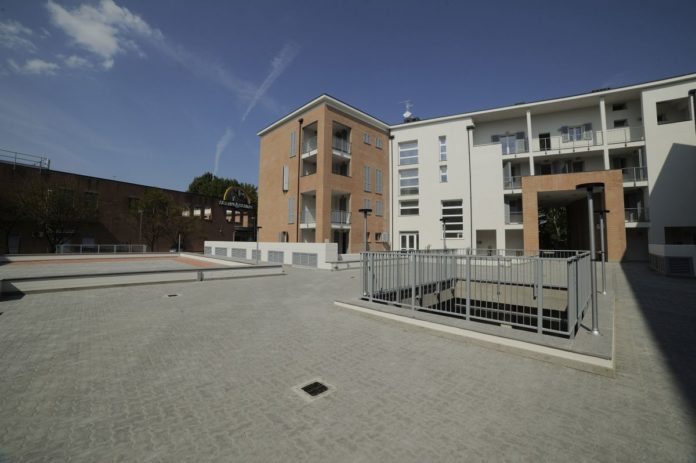 VISITA AGLI ALLOGGI IN RISTRUTTURAZIONE DELL'IMMOBILE AD AFFITTO CALMIERATO