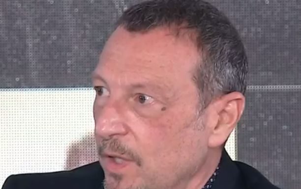 Amadeus “Simona Ventura positiva al Covid, non sarà a Sanremo”