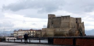 Covid, la Campania passa in zona rossa