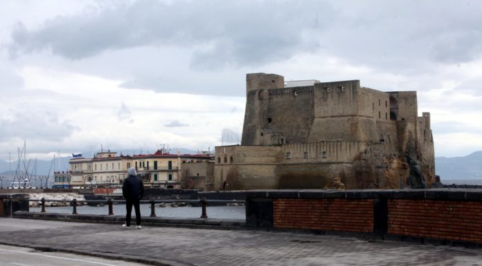 Covid, la Campania passa in zona rossa