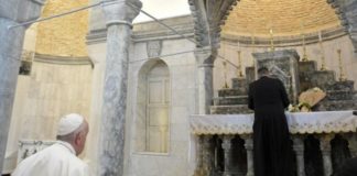 Papa in Iraq “terrorismo e morte non hanno l’ultima parola”