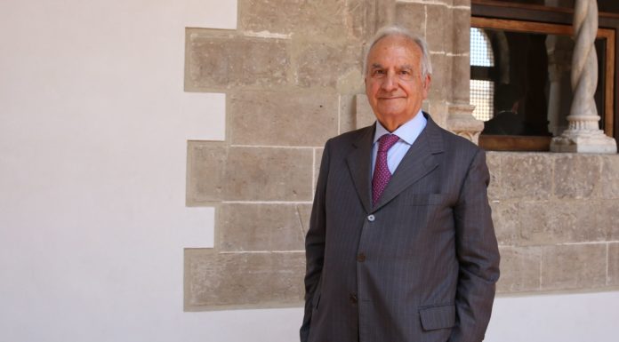 Furbetti del vaccino a Corleone, bufera sul Sindaco che si dimette