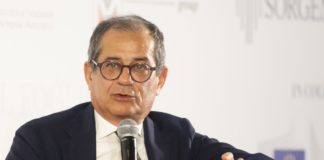 Vaccini, Giorgetti nomina Tria consulente economico