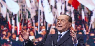 Berlusconi “Massima lealtà al Governo, saremo una spinta propulsiva”