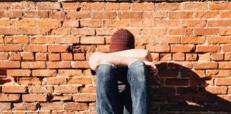 Tolleranza omofobia o razzismo tra fattori di rischio per bullismo