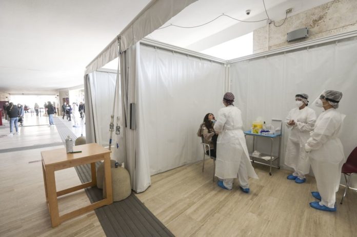 UNIVERSITA' LA SAPIENZA, TAMPONI MOLECOLARI SARS-COV-2 GRATUITI PER GLI STUDENTI