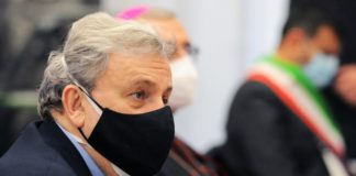 Covid, Emiliano “Ragioniamo su ipotesi zona rossa rafforzata”