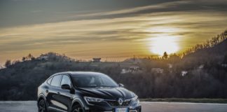 Renault lancia il SUV Arkana, ibrido e dal profilo sportivo