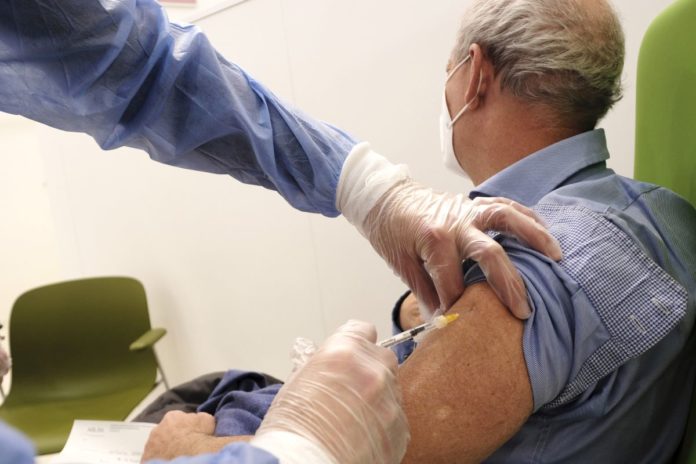 AVVIO CENTRO VACCINI IN FIERA DEL LEVANTE