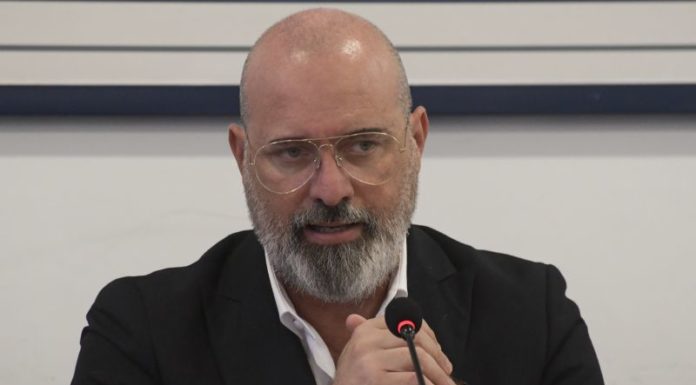 Vaccino, Bonaccini “Regioni chiedono confronto urgente con il Governo”