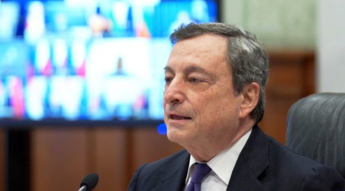 Draghi “Gli europei si sentono ingannati da alcune case farmaceutiche”