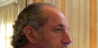 Zaia “Centralizzare la campagna vaccinale è medievale”