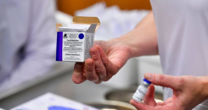 SPUTNIK V VACCINO VACCINI ANTI COVID-19 RUSSO RUSSI