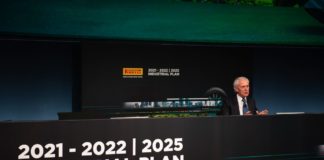 Pirelli punta su vetture premium ed elettriche riducendo emissioni