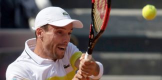 Medvedev ko, Bautista Agut sfiderà Sinner in semifinale